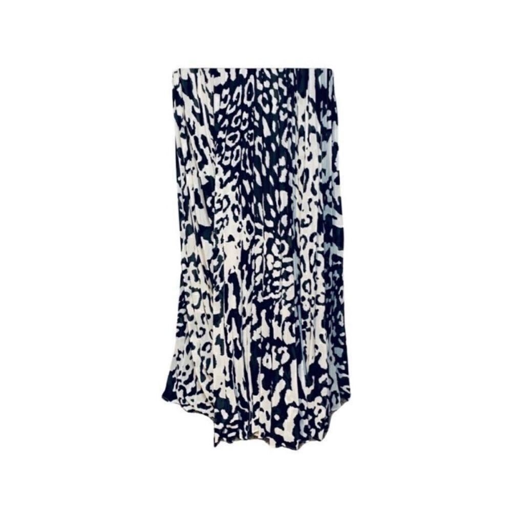 Eliza J. Leopard Dress - Picture 6 of 6